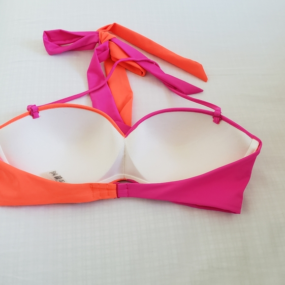 Victoria Secret Bikini Top - Picture 2 of 4